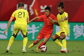于泳池